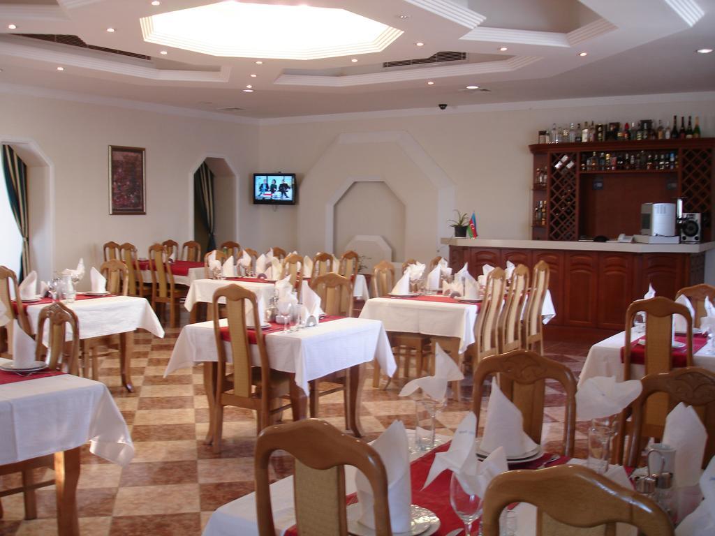 Karvansaray Hotel Gandża Zewnętrze zdjęcie